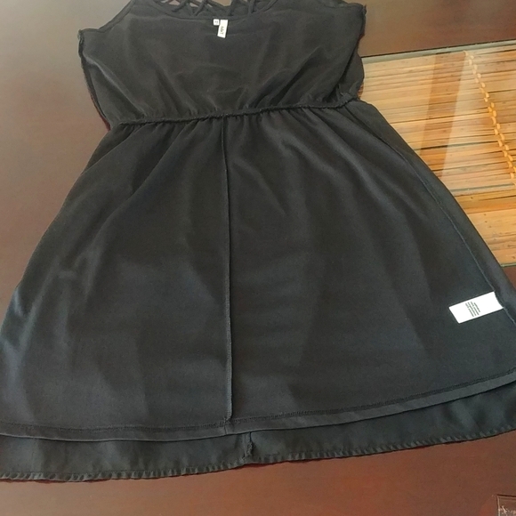 Studio Y Spaghetti Strap Black Dress - Picture 11 of 11